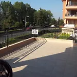 Efir * ساني بيتش