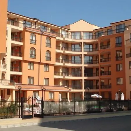 Hotel apartamentowy Efir Słoneczny Brzeg