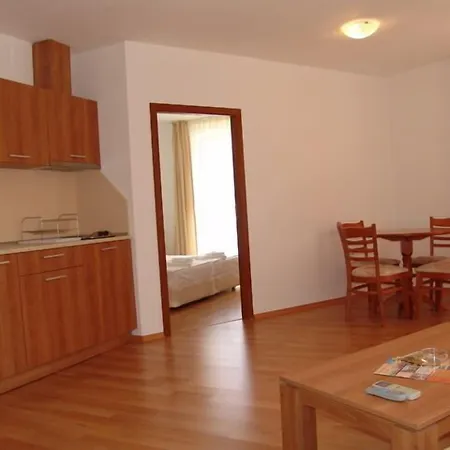 Hotel apartamentowy Efir Słoneczny Brzeg