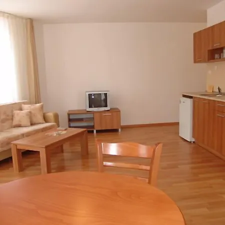 Hotel apartamentowy Efir *