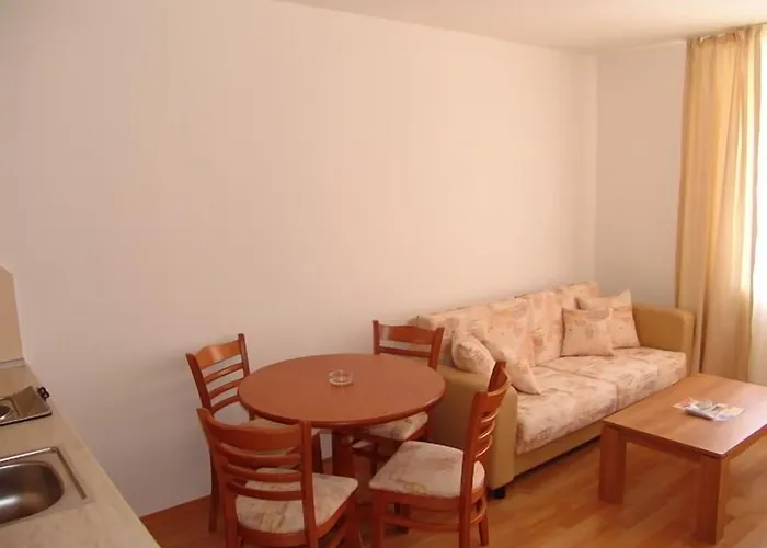 Efir Hotel de apartamente *