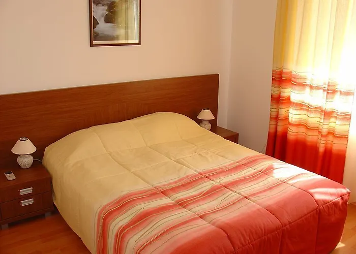 Hotel de apartamente Efir