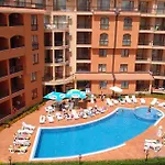 Aparthotel Efir