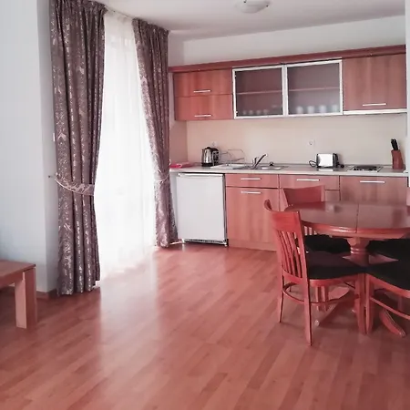 Efir Ξενοδοχείο με διαμερίσματα Σάνι Μπιτς