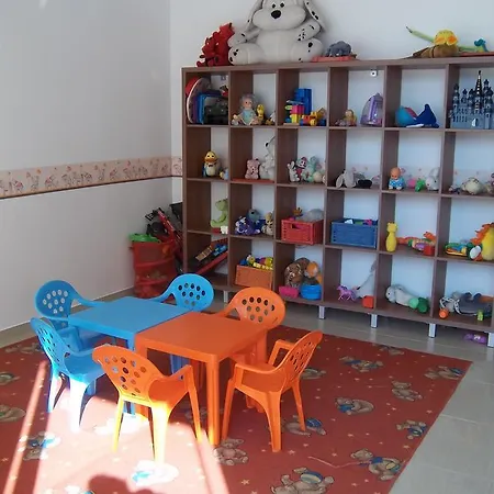 Efir Apartmanhotel *