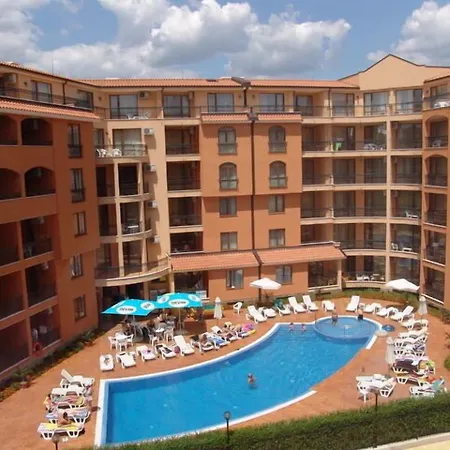 Apartmanhotel Efir *